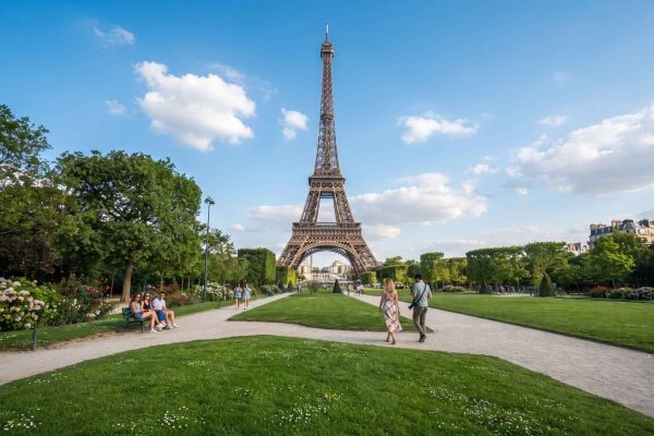 eiffel tower